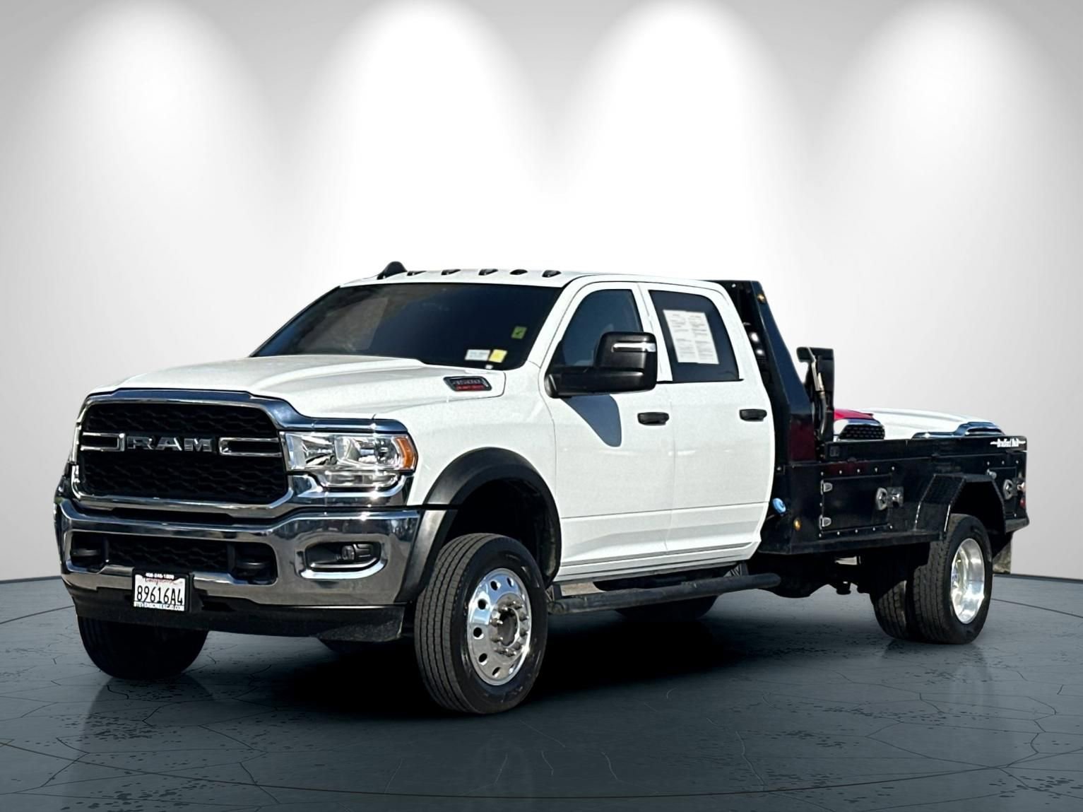 Used 2024 RAM 4500 Tradesman w/ Chrome Appearance Group image 8