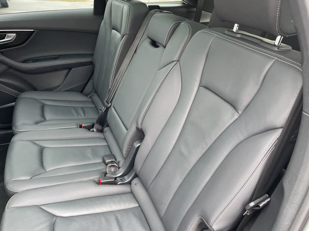 Used 2025 Audi Q7 3.0T Premium Plus AWD/4WD image 27