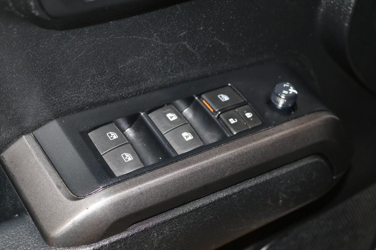 Used 2022 Toyota Tacoma TRD Off-Road image 63