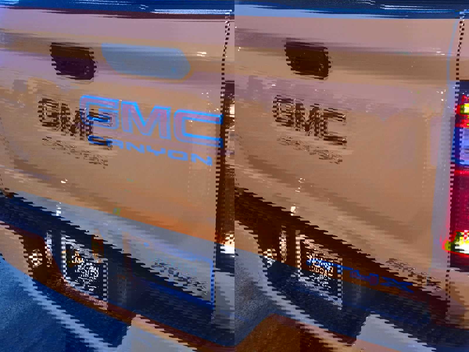 New 2026 GMC Canyon AT4X image 13