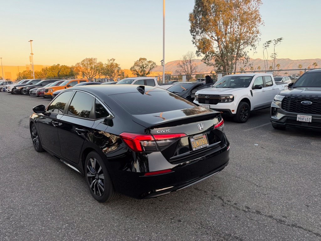 Used 2024 Honda Civic EX image 4