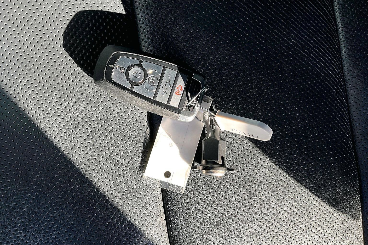 Used 2023 Ford F150 Raptor w/ Raptor Carbon Fiber Package image 11