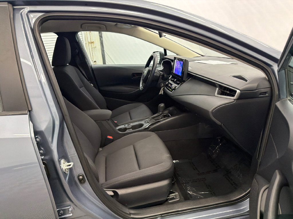 Used 2024 Toyota Corolla LE FWD image 13