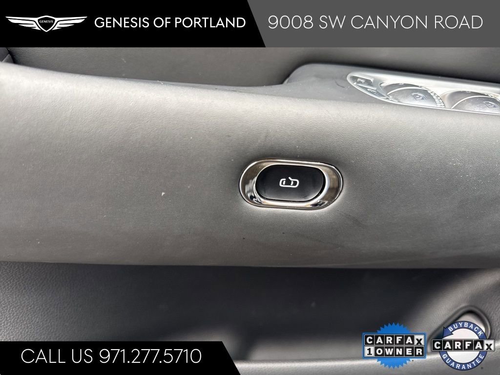 Used 2025 Genesis G90 3.5T image 18