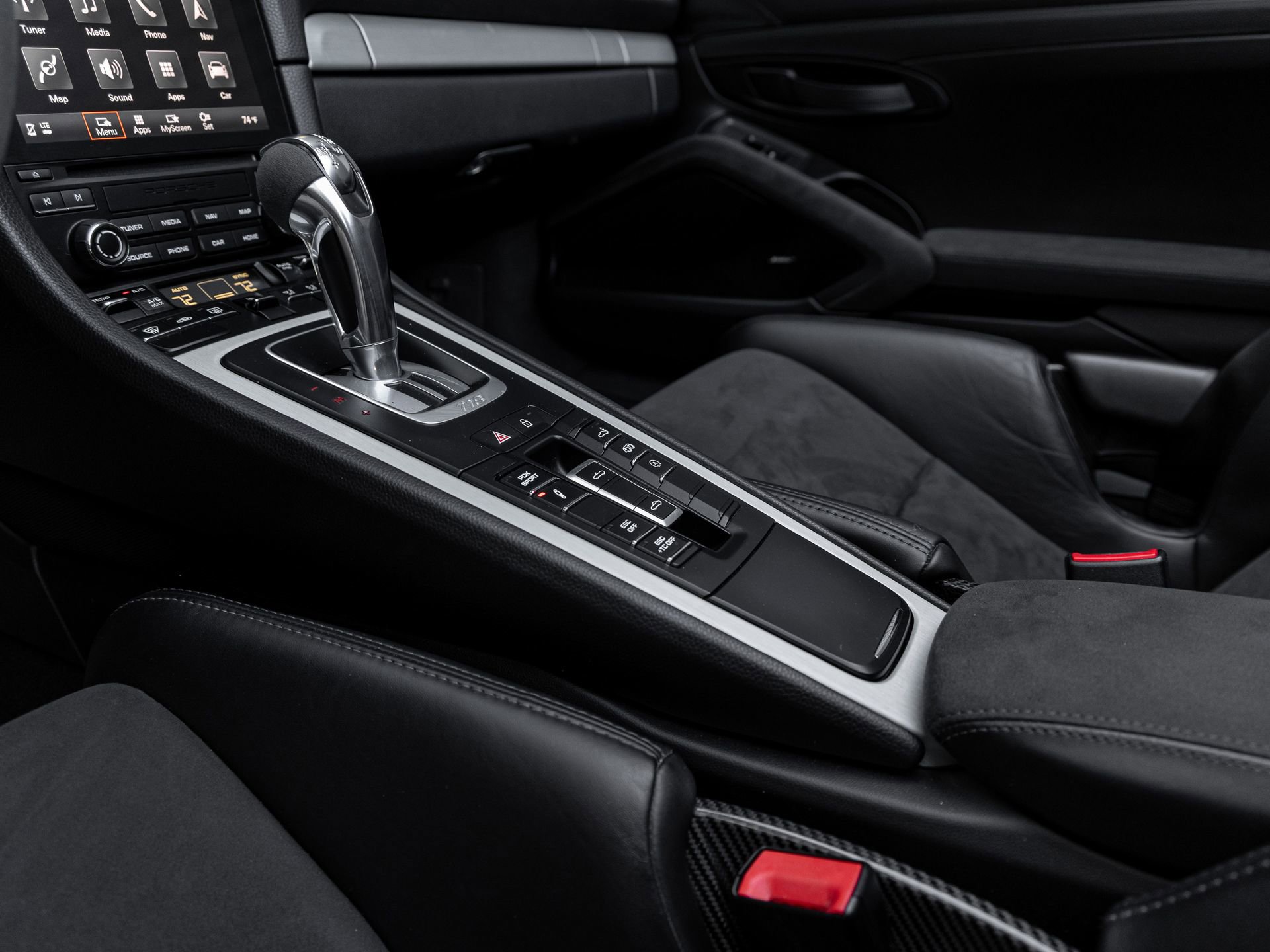 Certified 2022 Porsche 718 Boxster Spyder RWD image 24