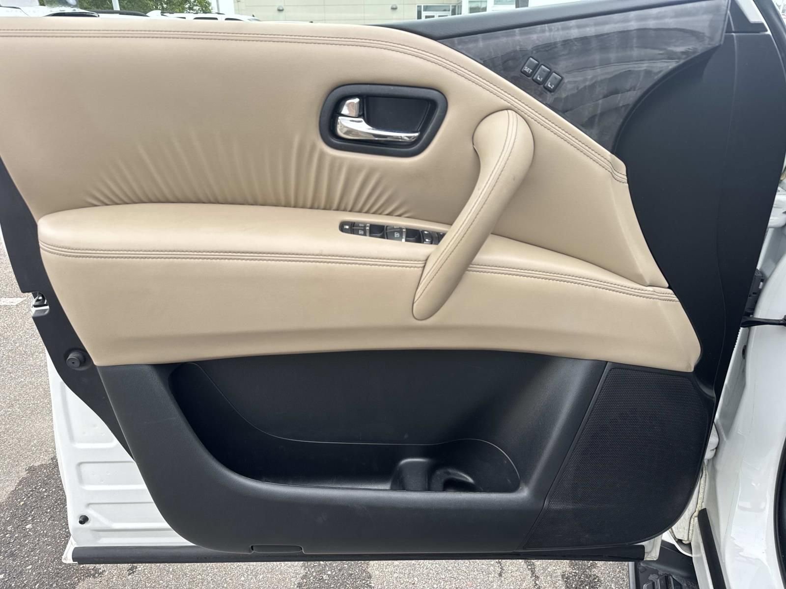 Used 2022 Nissan Armada Platinum RWD image 21
