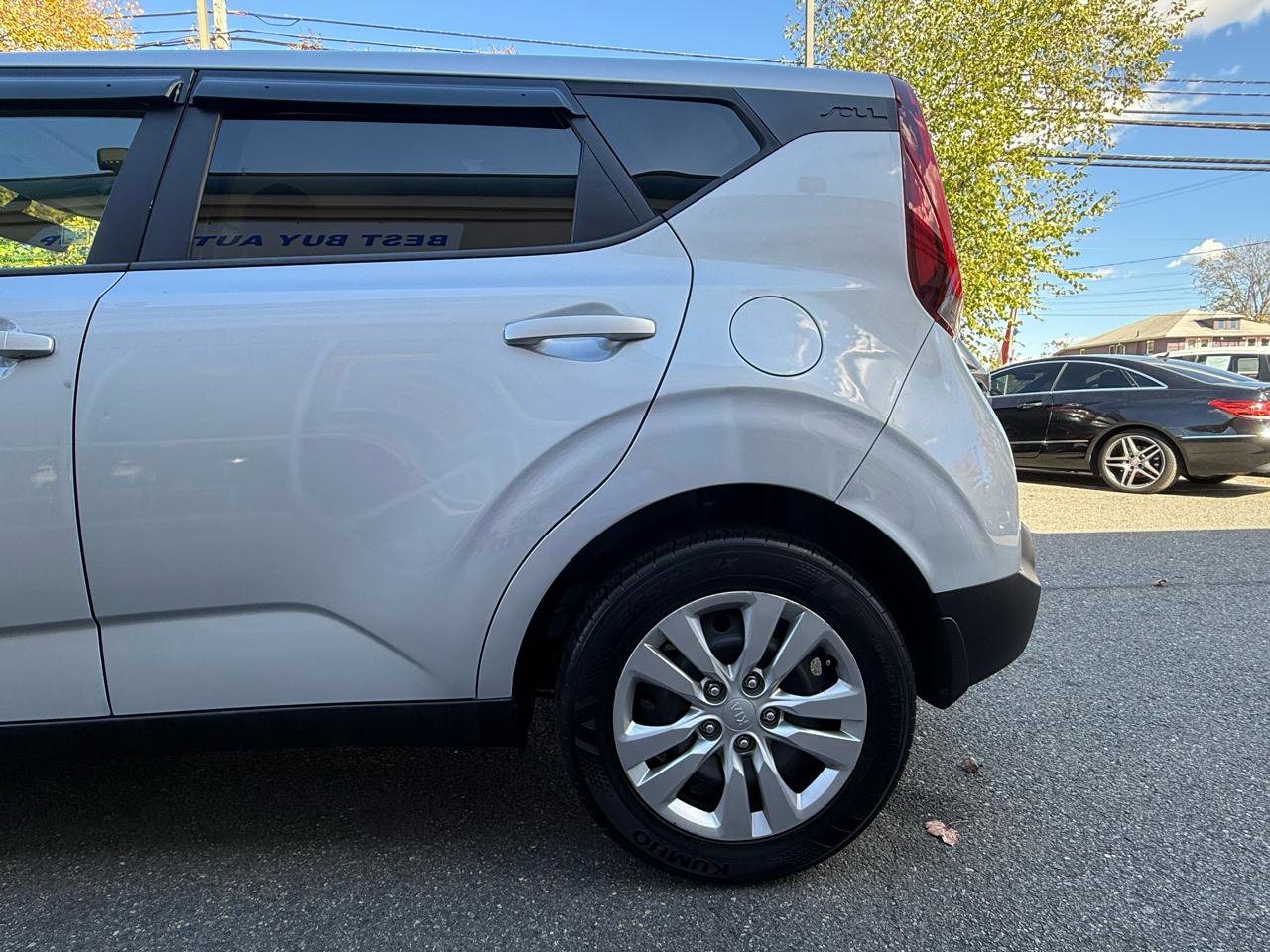 Used 2021 Kia Soul LX FWD image 5