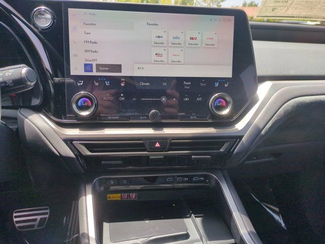 Used 2024 Lexus TX 500h AWD w/ Technology Package image 21