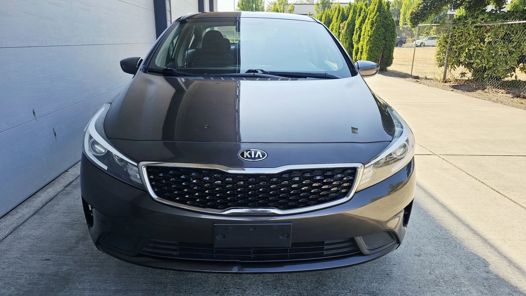 Used 2017 Kia Forte LX image 8