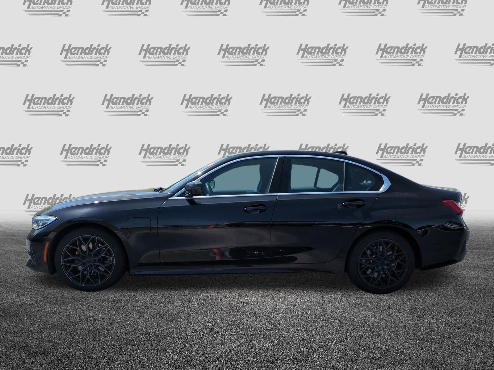 Used 2021 BMW 330e image 7