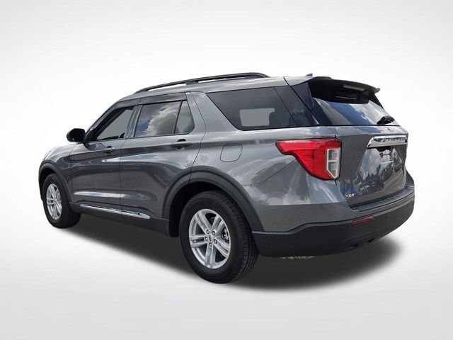 Certified 2024 Ford Explorer XLT RWD image 7
