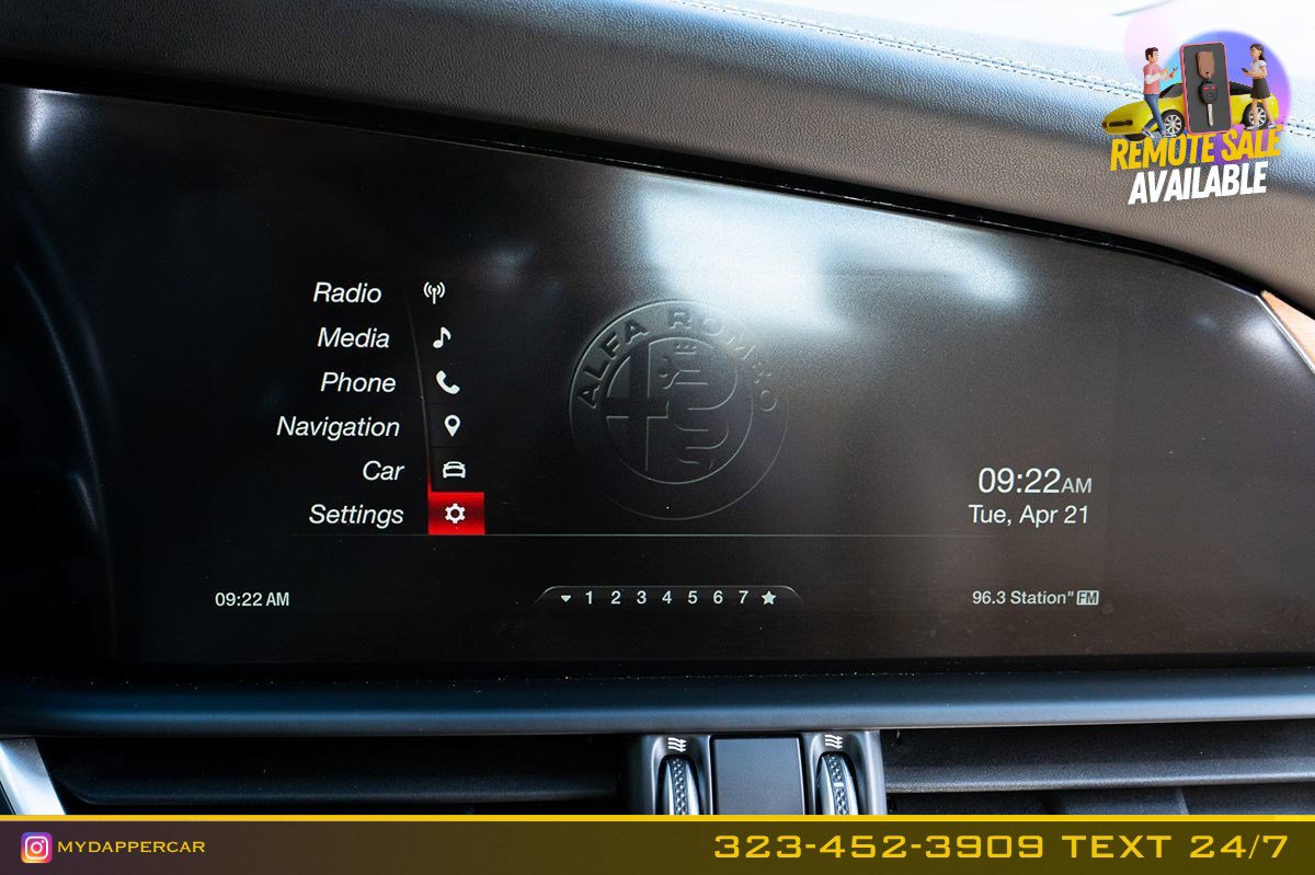 Used 2018 Alfa Romeo Giulia Ti w/ Quick Order Package 22Z Lusso image 29