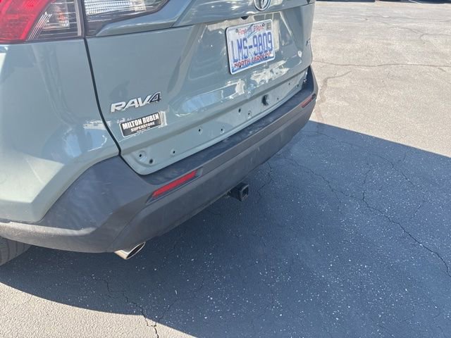 Used 2019 Toyota RAV4 XLE image 10