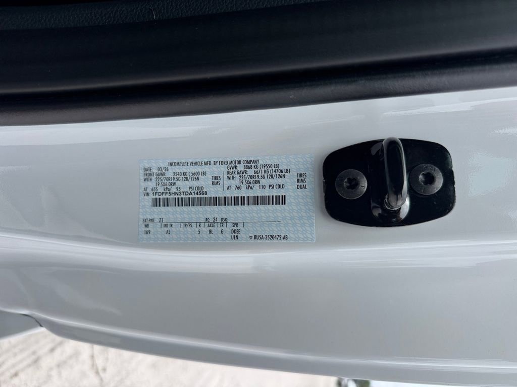 New 2026 Ford F550 4x4 Regular Cab Super Duty image 28