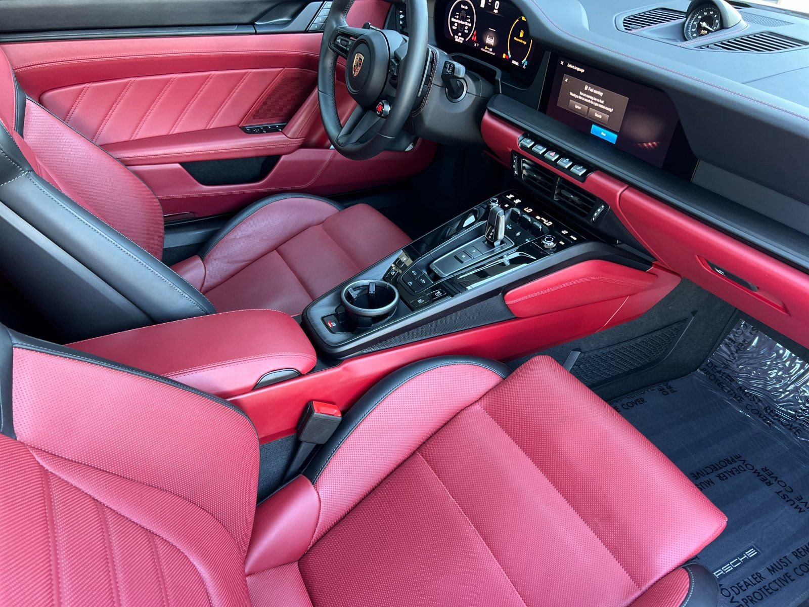 Certified 2025 Porsche 911 Carrera 4 GTS AWD/4WD image 17
