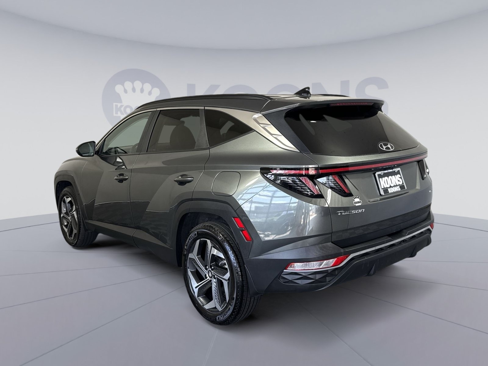 Used 2023 Hyundai Tucson SEL w/ Convenience Package AWD/4WD image 4