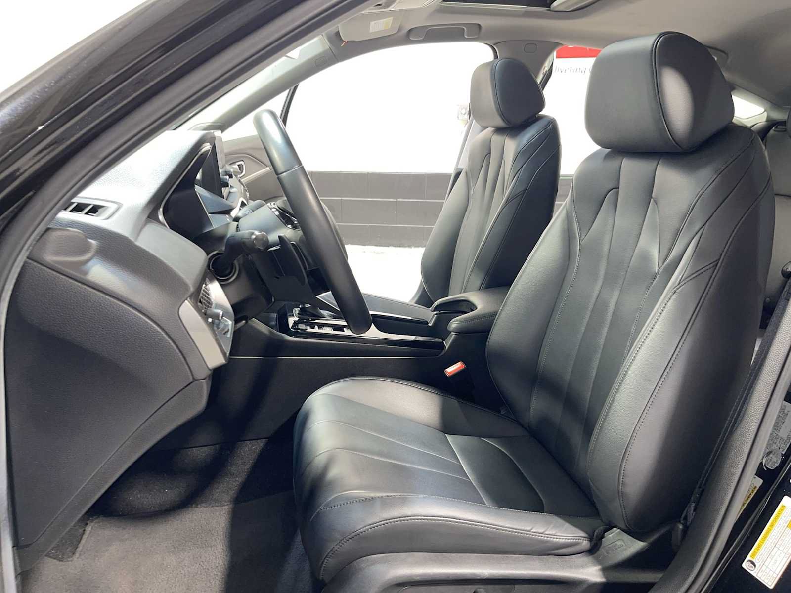 Certified 2024 Acura Integra FWD image 11