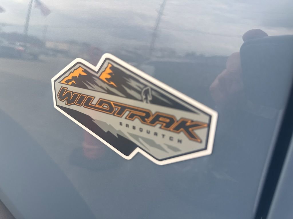 Used 2024 Ford Bronco Wildtrak image 10