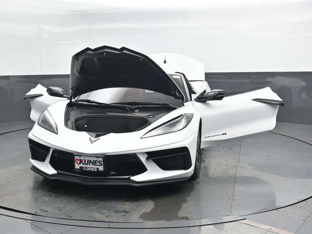 Used 2023 Chevrolet Corvette Stingray Premium Conv w/ Z51 Performance Package RWD image 49