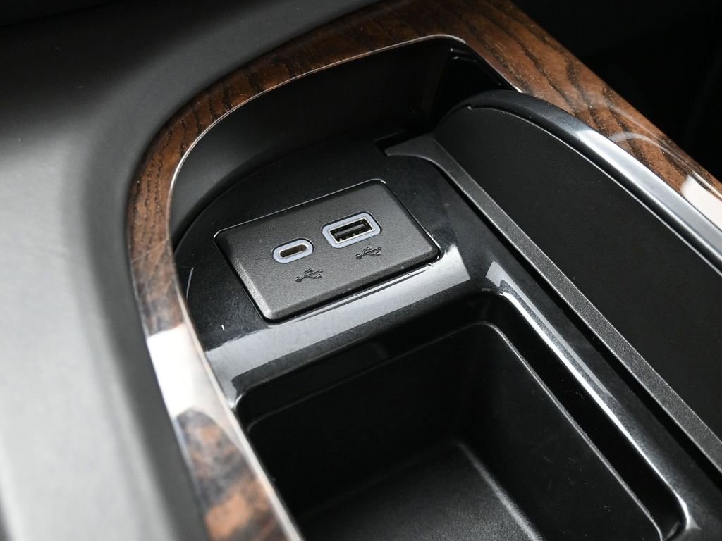 Certified 2021 Cadillac Escalade ESV Sport Platinum image 27