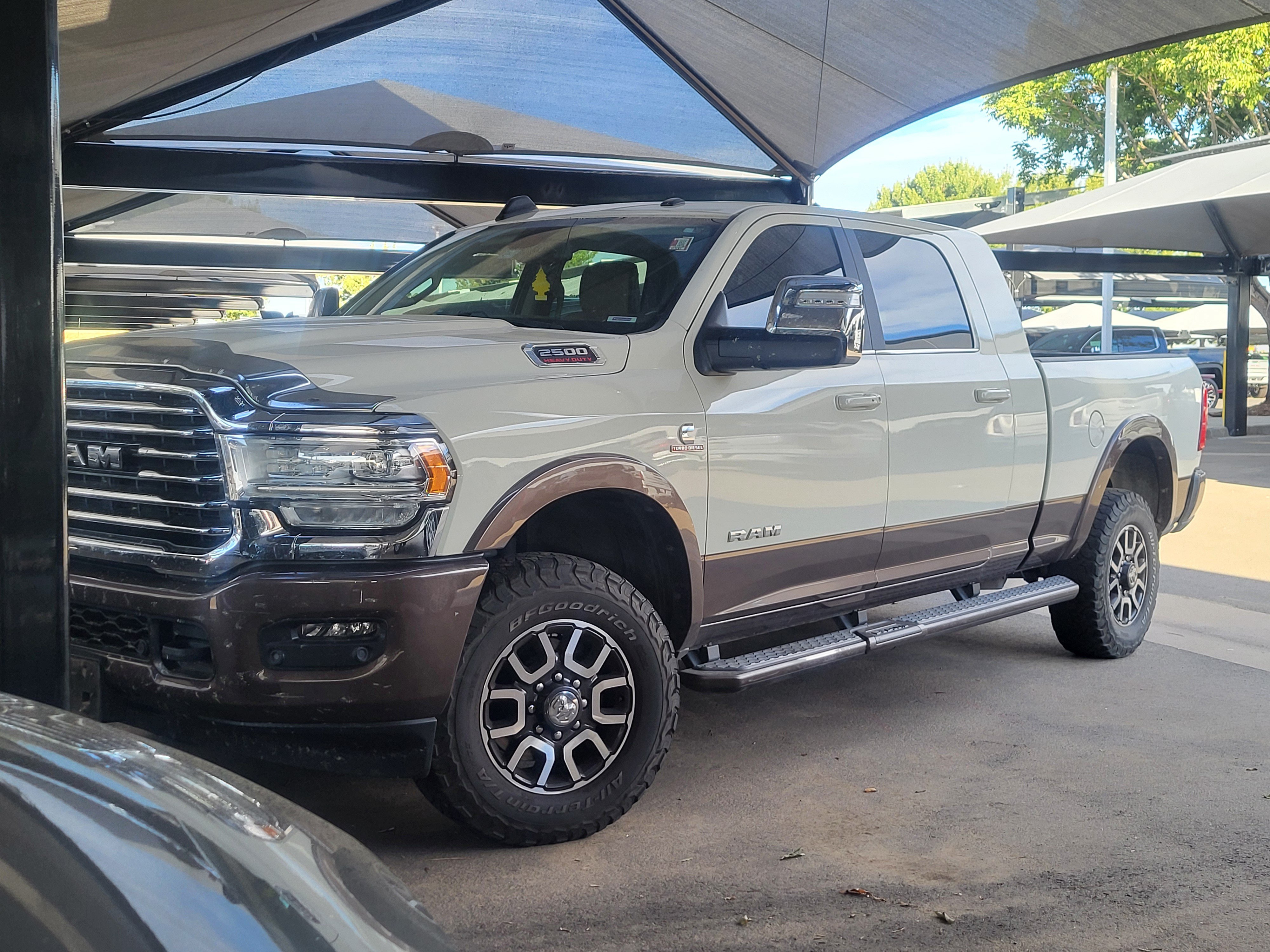 Used 2023 RAM 2500 Limited AWD/4WD image 4