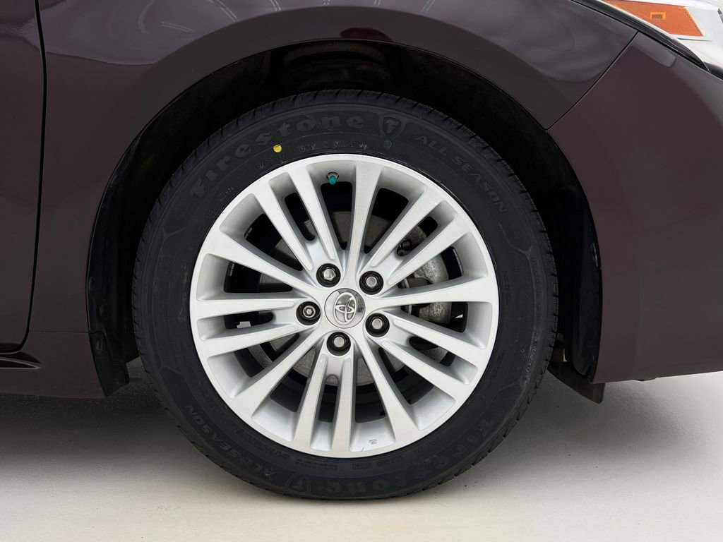 Used 2013 Toyota Avalon XLE Touring image 28