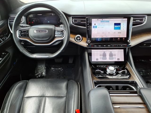 Used 2023 Jeep Grand Wagoneer L Series II AWD/4WD image 18