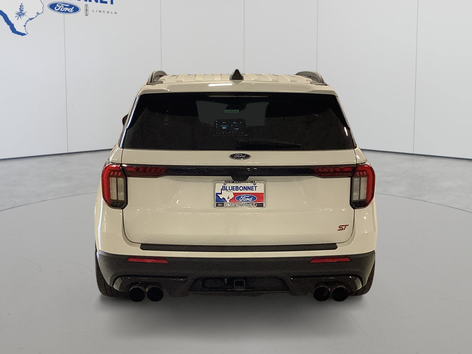Used 2025 Ford Explorer ST RWD image 6