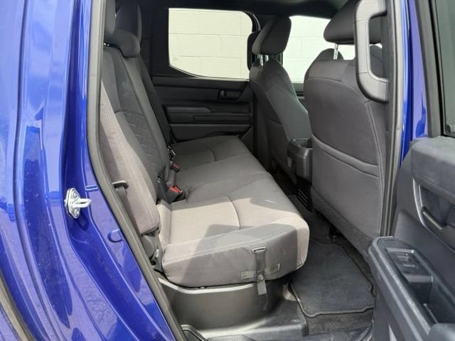 Used 2025 Toyota Tacoma SR5 AWD/4WD image 13