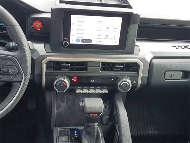 Used 2024 Toyota Tacoma TRD Off-Road image 12