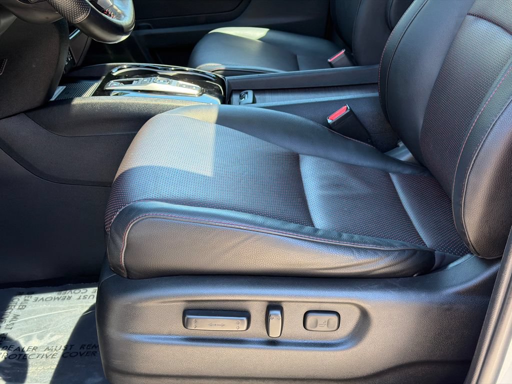 Used 2023 Honda Ridgeline Black Edition image 16