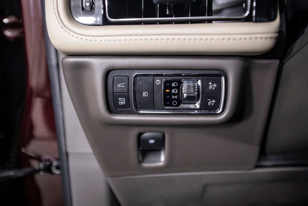 Used 2022 Lincoln Nautilus Reserve w/ Equipment Group 202A AWD/4WD image 34