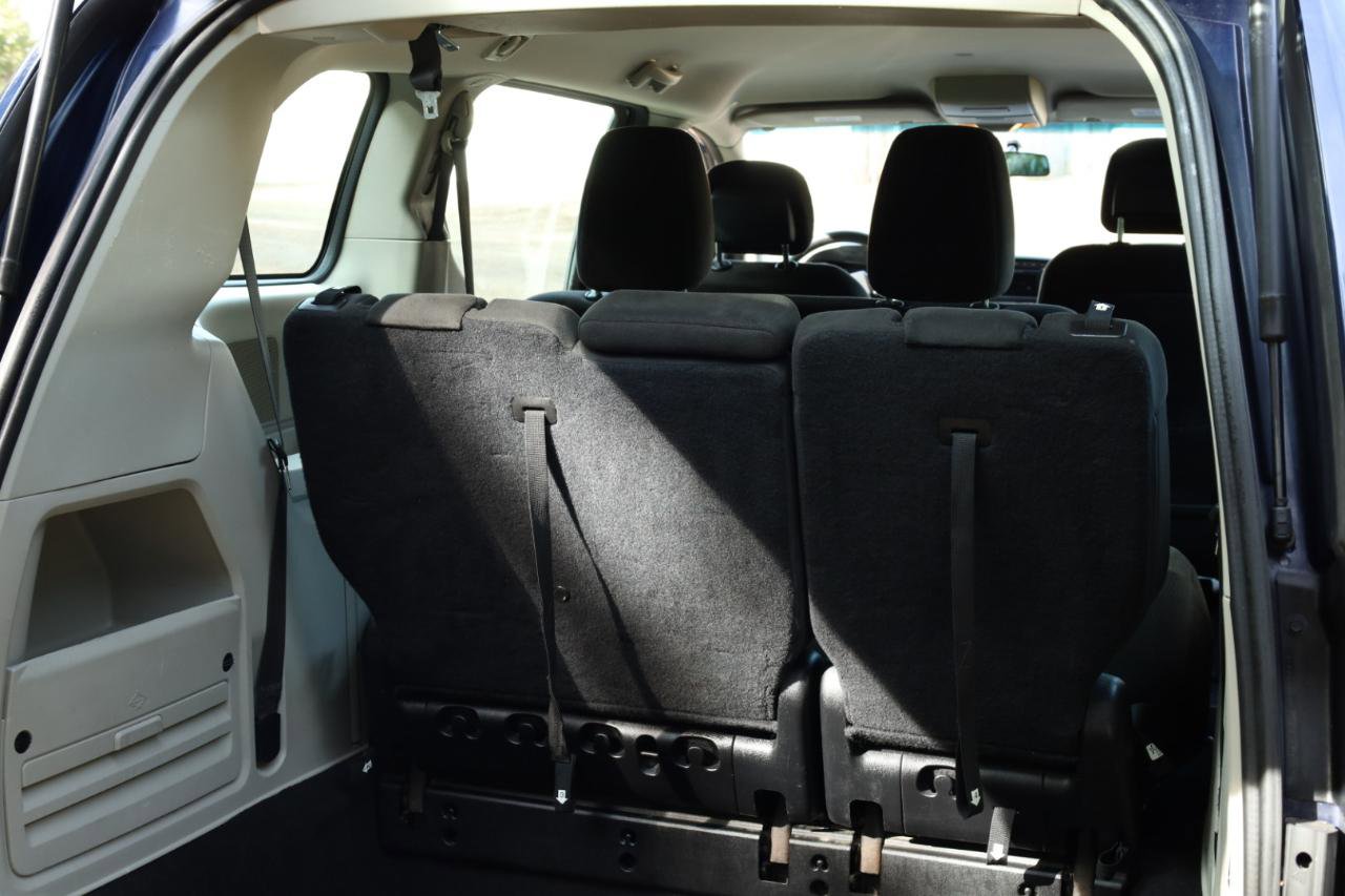 Used 2016 Dodge Grand Caravan American Value Package image 16