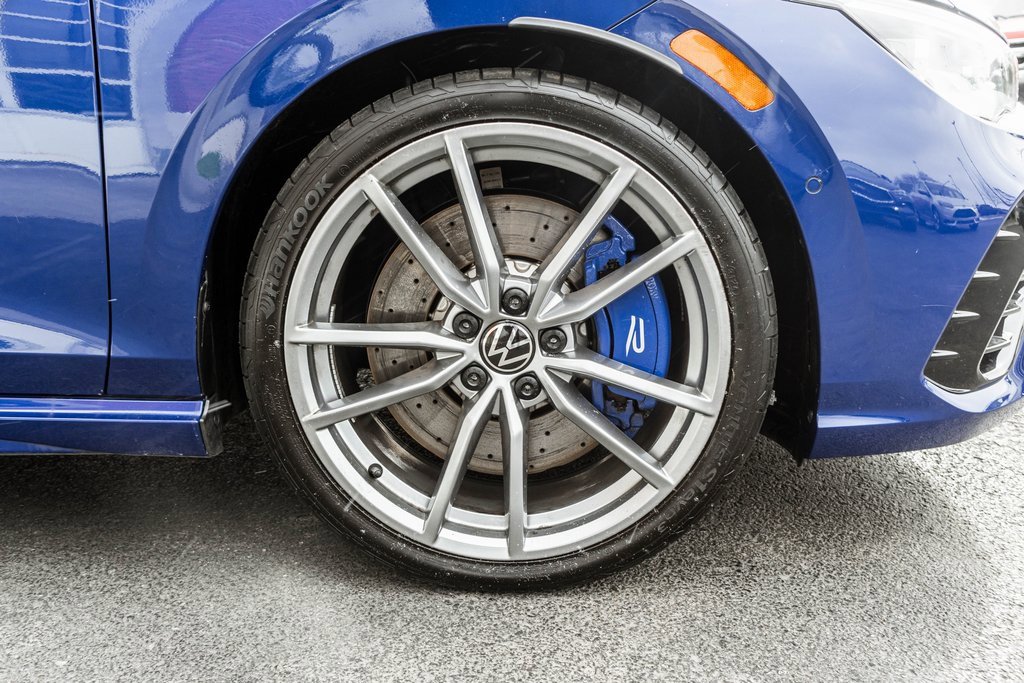 Used 2024 Volkswagen Golf R 2.0T image 5