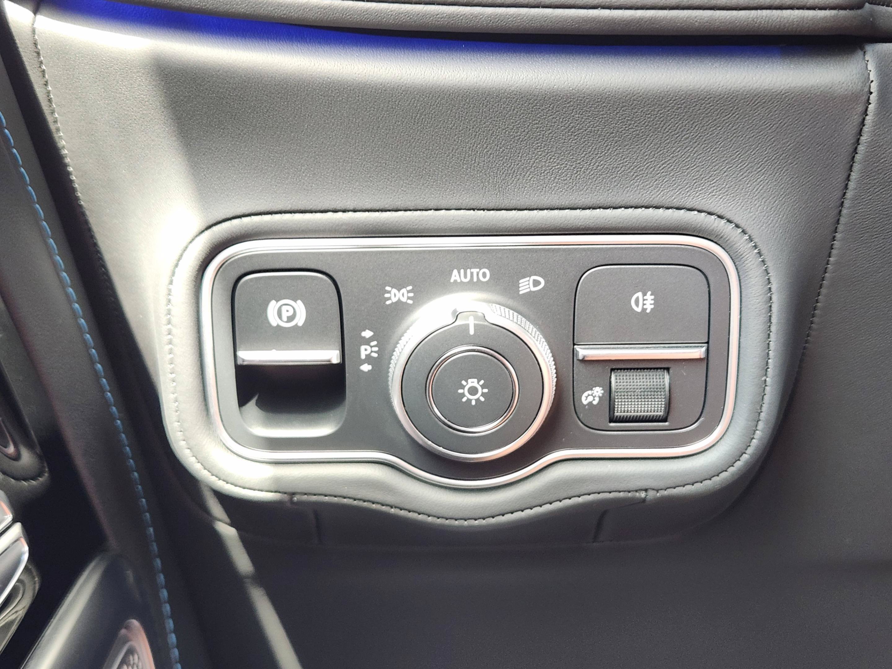 Used 2025 Mercedes-Benz G 580 w/ EQ Technology image 20
