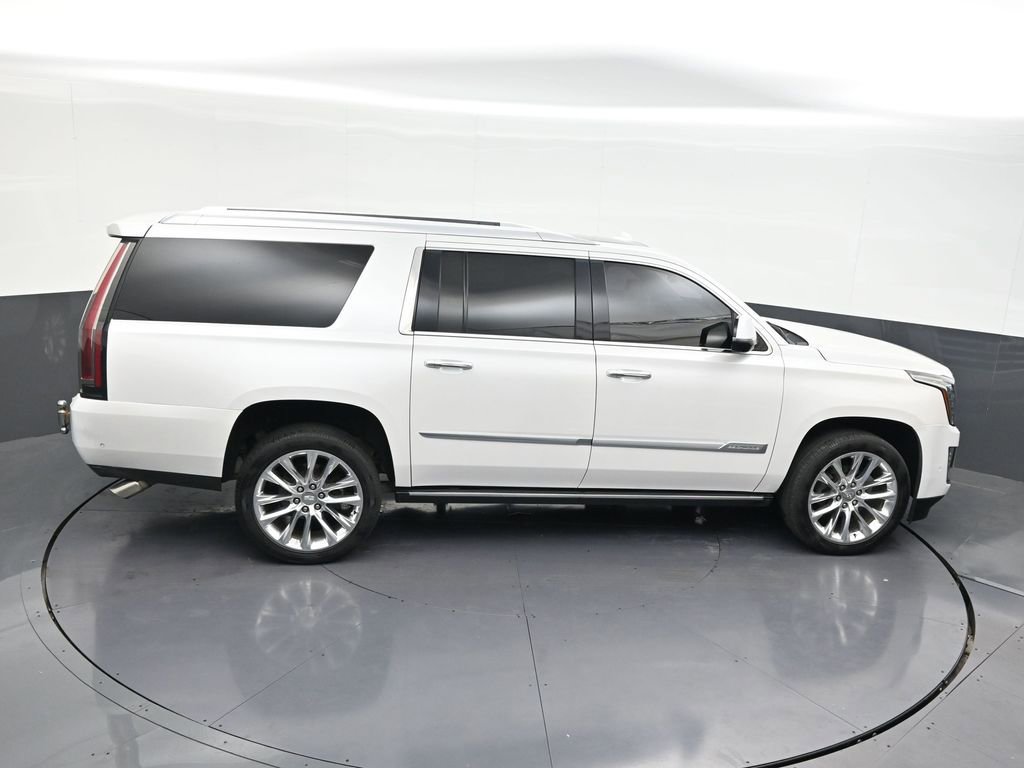 Used 2019 Cadillac Escalade ESV Premium Luxury RWD image 24