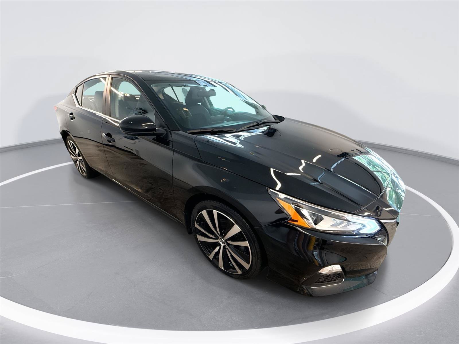 Used 2019 Nissan Altima 2.5 SR w/ SR Premium Package