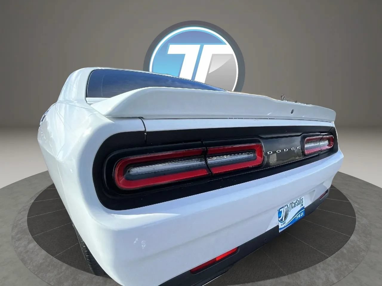 Used 2019 Dodge Challenger SXT w/ Driver Convenience Group RWD image 20