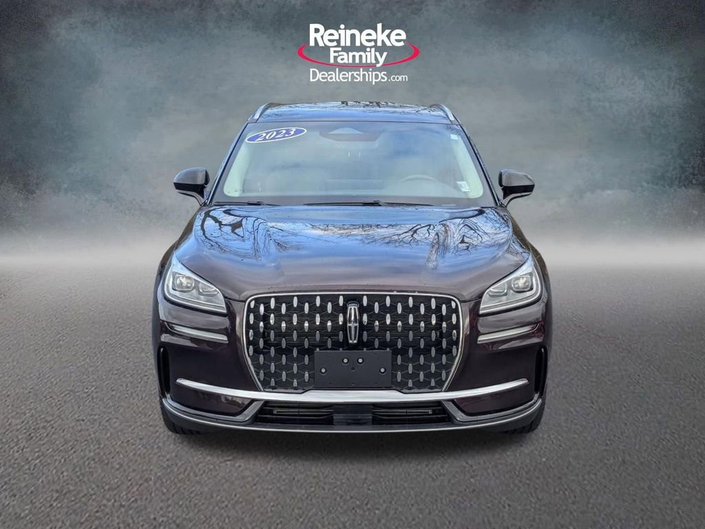 Used 2023 Lincoln Corsair Reserve image 2