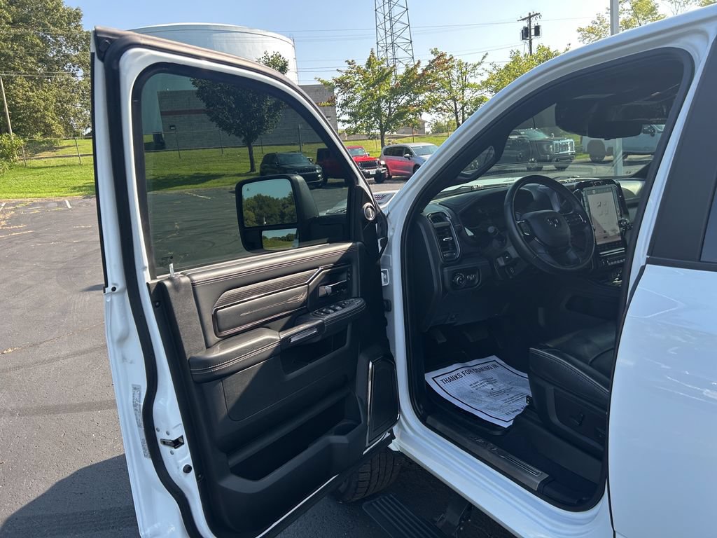 Used 2023 RAM 2500 Limited AWD/4WD image 15