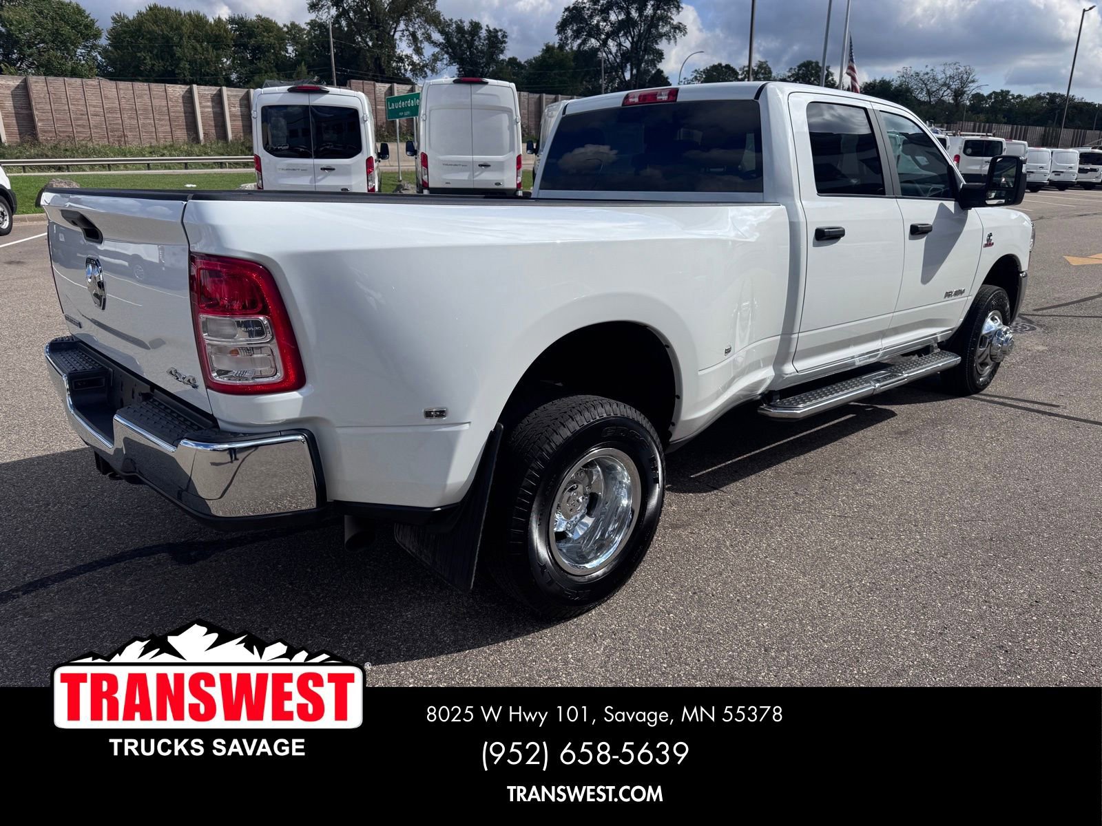 Used 2024 RAM 3500 Big Horn image 5