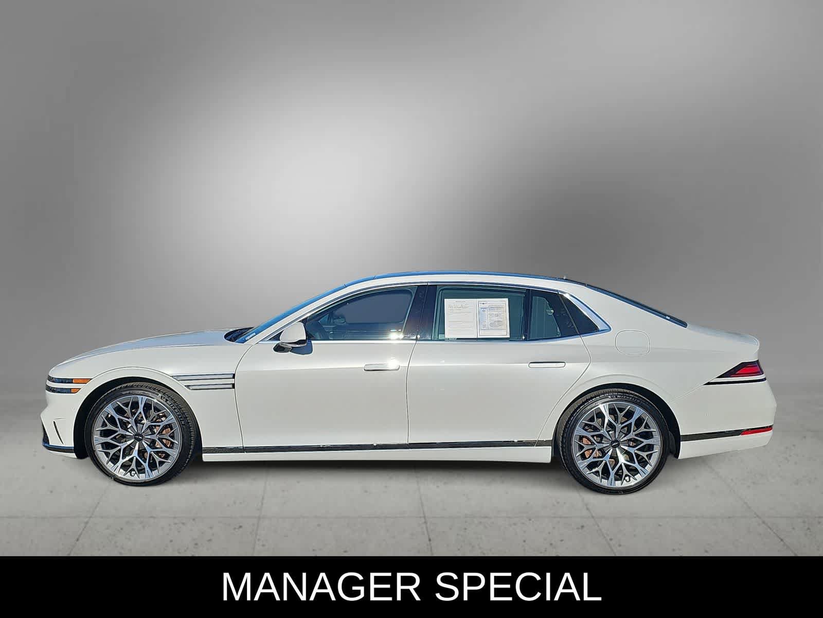 Used 2025 Genesis G90 3.5T AWD/4WD image 5