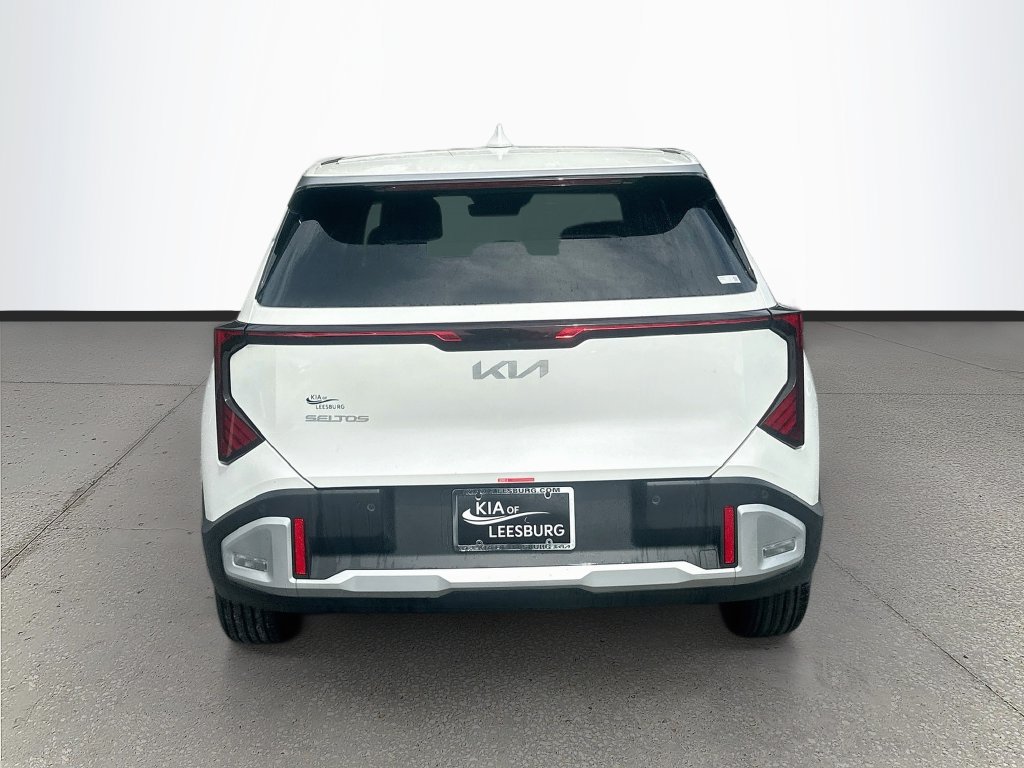 New 2027 Kia Seltos LX FWD image 6