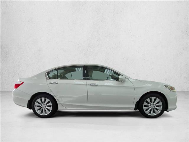Used 2013 Honda Accord Touring image 4