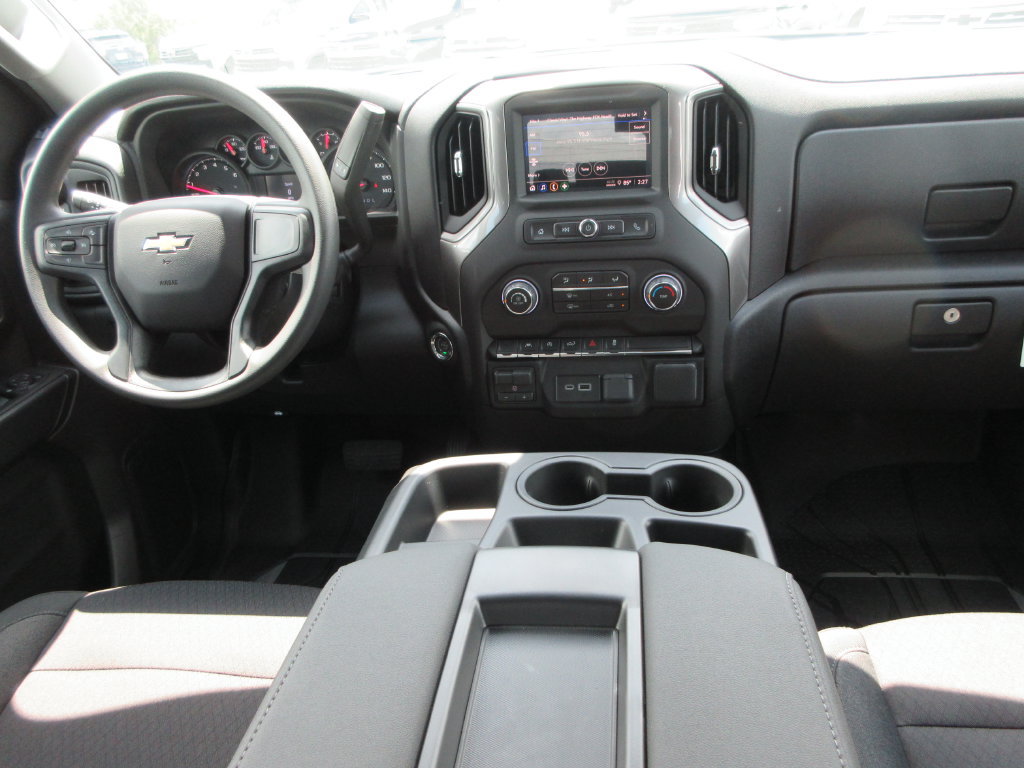 New 2026 Chevrolet Silverado 1500 Custom w/ Turbomax Blackout Package AWD/4WD image 17