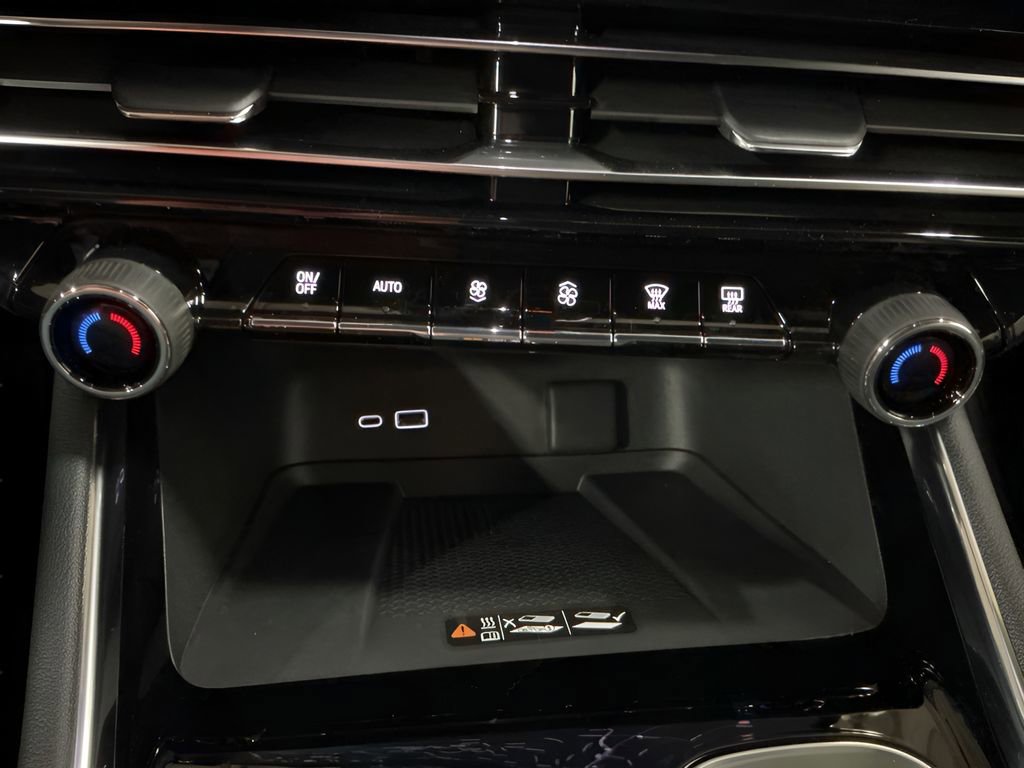 New 2026 Chevrolet Traverse RS image 20