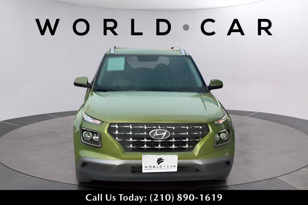 Used 2020 Hyundai Venue SEL image 3