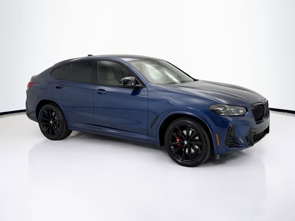 Certified 2023 BMW X4 M40i w/ Premium Package image 3