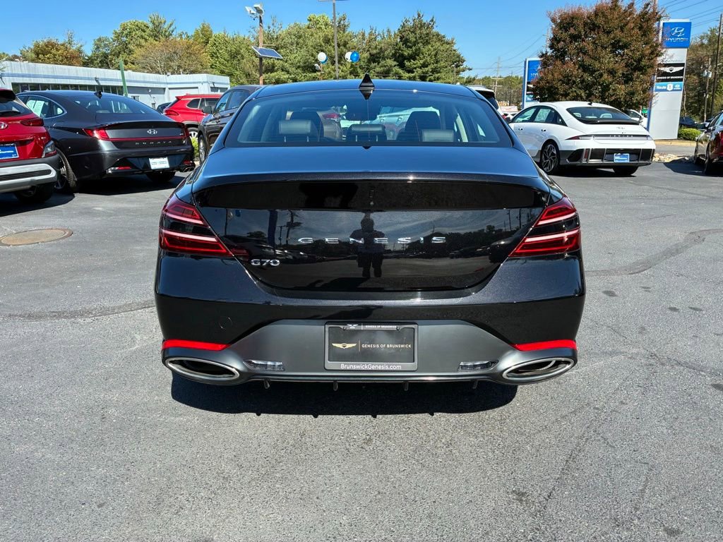 Used 2025 Genesis G70 2.5T image 6