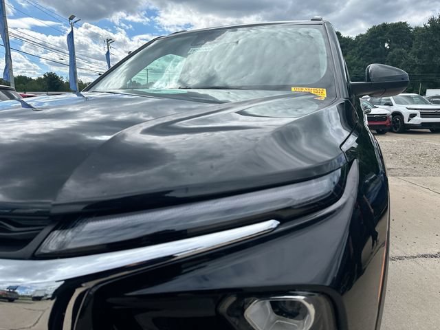 Used 2025 Chevrolet TrailBlazer LT AWD/4WD image 48